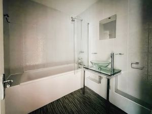 Photo 7- click for photo gallery